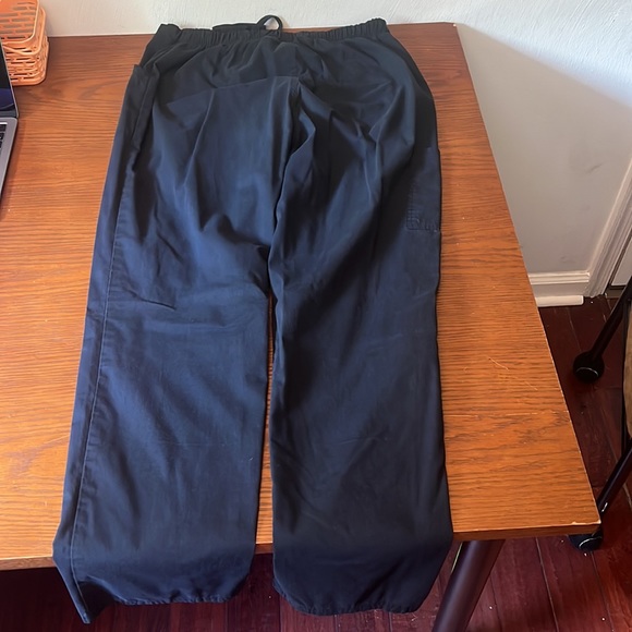 Black scrub pants - Picture 3 of 3